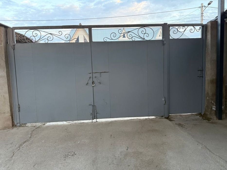 Дарбаза,  қақпа қолданылған