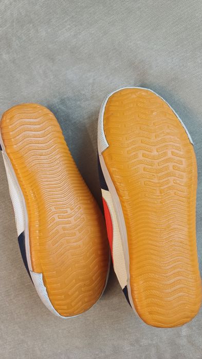 Кроссовки летние