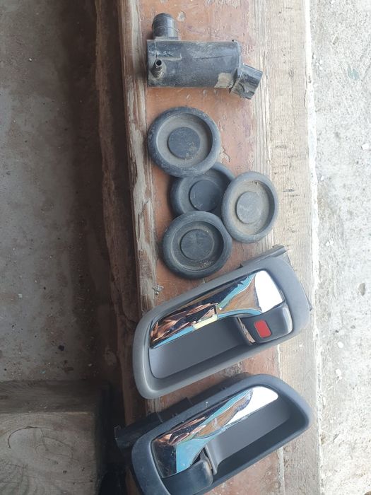 Продам на КАМРИ 30-35