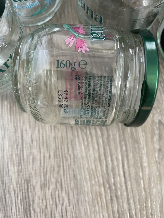 Borcane goale mici si mari