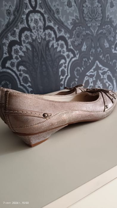 Продам туфли,ботильоны