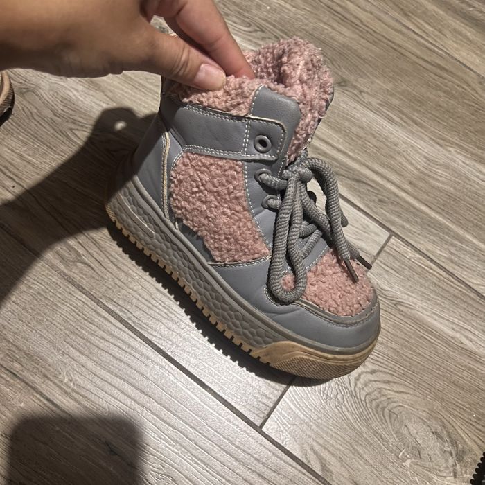 Продам сапожки детские