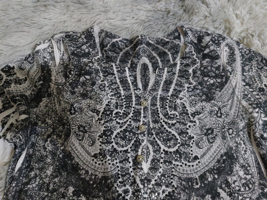 Новая атласная блузка,импортная.Кофта красивая из Европы