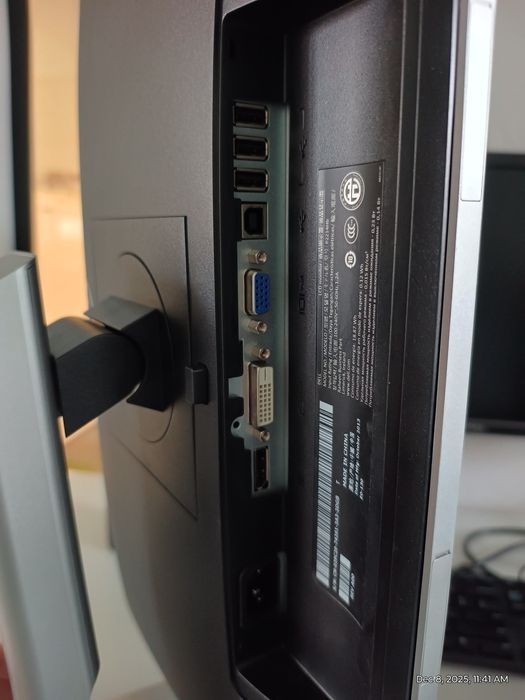 Monitor LED Dell P2214HB, 21.5 inci WideScreen Full HD, Panel IPS