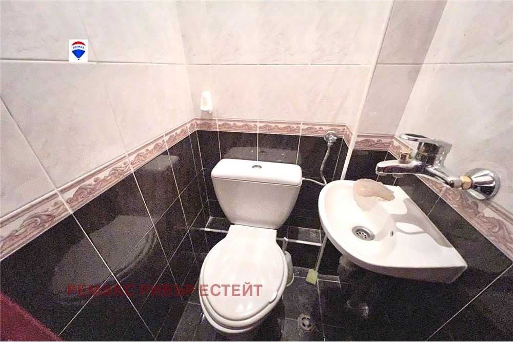 Продава се Мезонет в Русе, Център - 181 кв.м за 1226 €/кв.м - Снимка #13