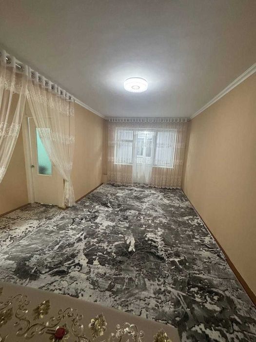 Uy sotiladi 2 xonalik 4 etaj narxi 24 dolor