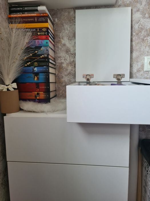 Туалетный столик