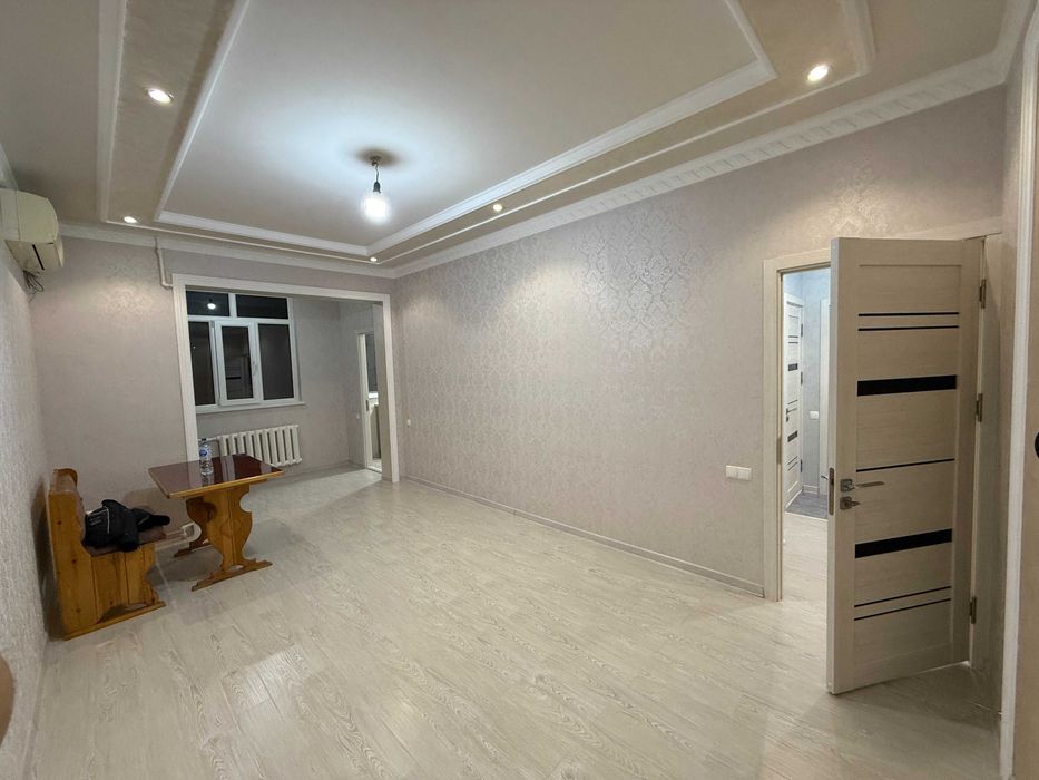 Yunusobod 12-mavzeda 3 xonalik uy sotiladi