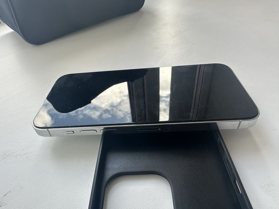 Продам Айфон 14 про макс / Iphone 14 pro max