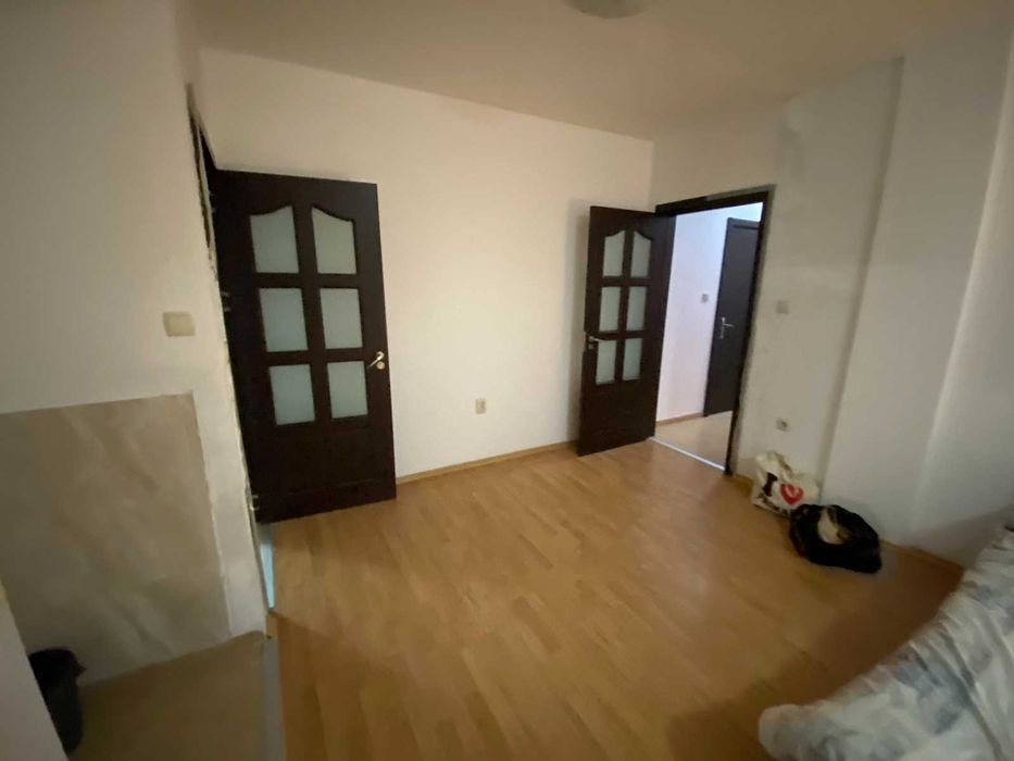 Дава се под наем Тристаен апартамент в Габрово, Център - 100 кв.м за 448.8 € - Снимка #17