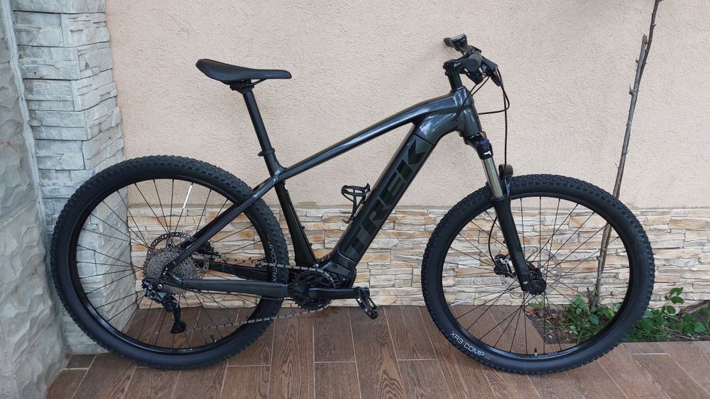 Bicicleta electrica  Trek bosch cx 4