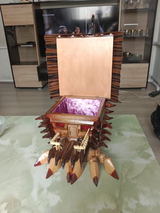 Шкатулка домик Бабы Яги.