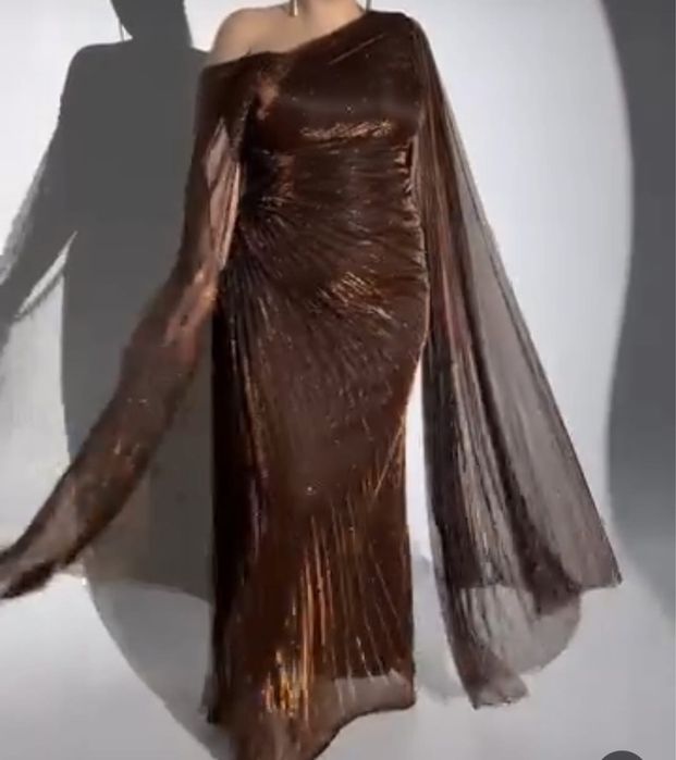 Продам вечернее платье