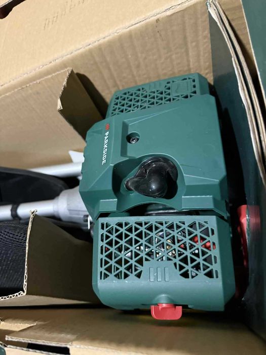 Бензинов тример / коса Parkside