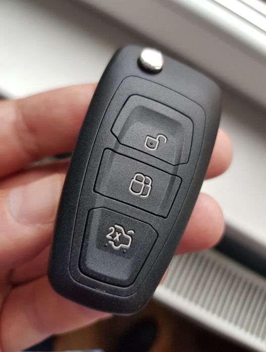 Carrcasa cheie FORD MK3 (2011-2018) cu 3 butoane tip briceag