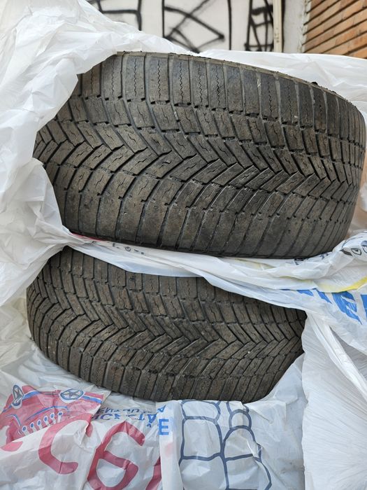 Vând 4buc  225/50/R17 Brigestone DOT 2022