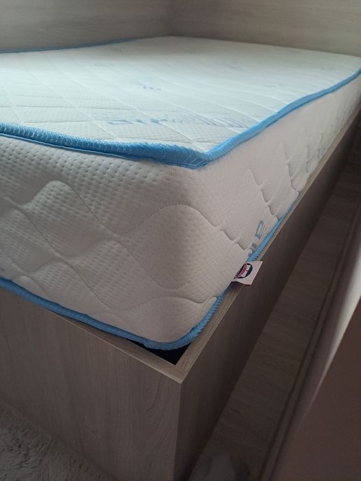 Двулицев матрак 140/200