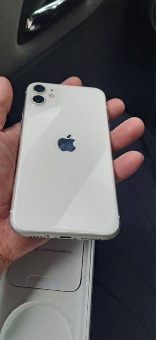 Iphone 11, белый, состояние норм