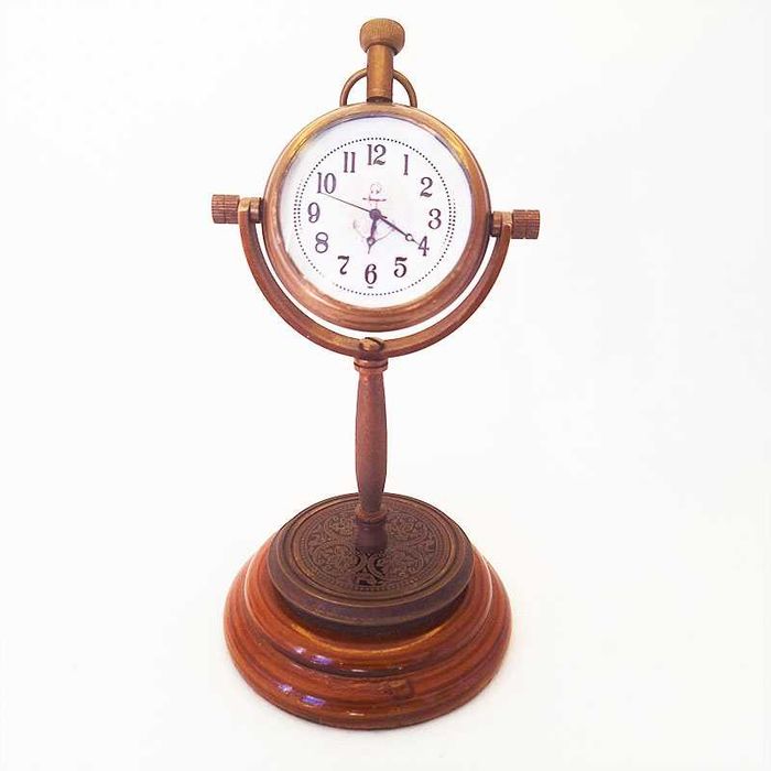 Часовник настолен бронзов с ретро дизайн