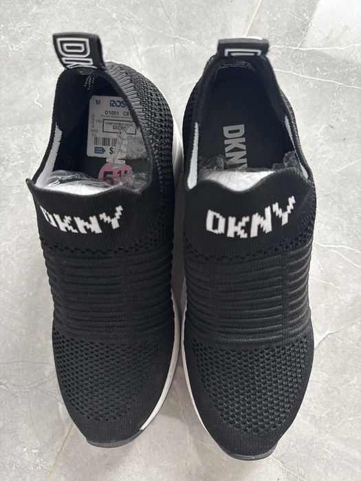 Pantofi DKNY platforma purtati o singura data