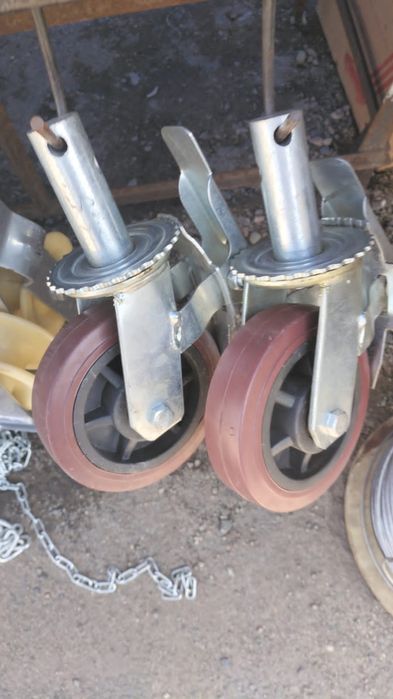 Ролики. Колеса для лесов