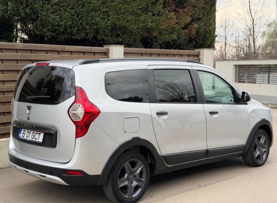 Dacia Lodgy Stepway 2019 - 39.000KM 7 Locuri Unic Propietar Euro 6 ...