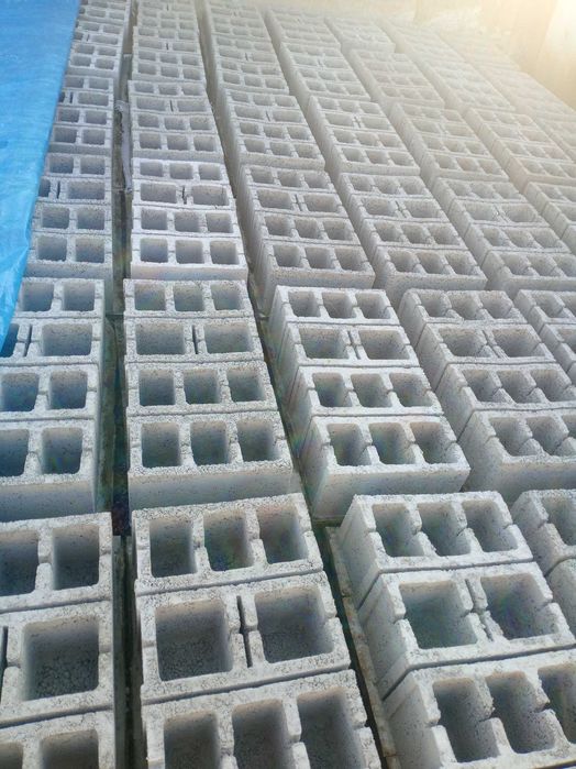 Шлакаблоки прессованные