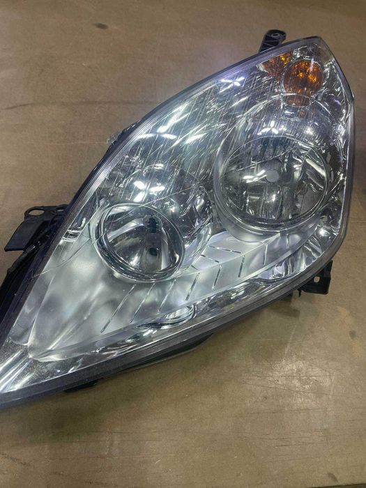 НОВ Фар ляв за Опел Зафира Б 2005-2010