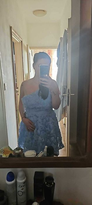 Официална рокля, подходяща за сватба или друг официален празник