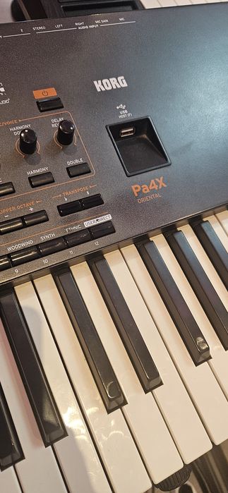 Korg pa4x oriental sau schimb cu  pa5x