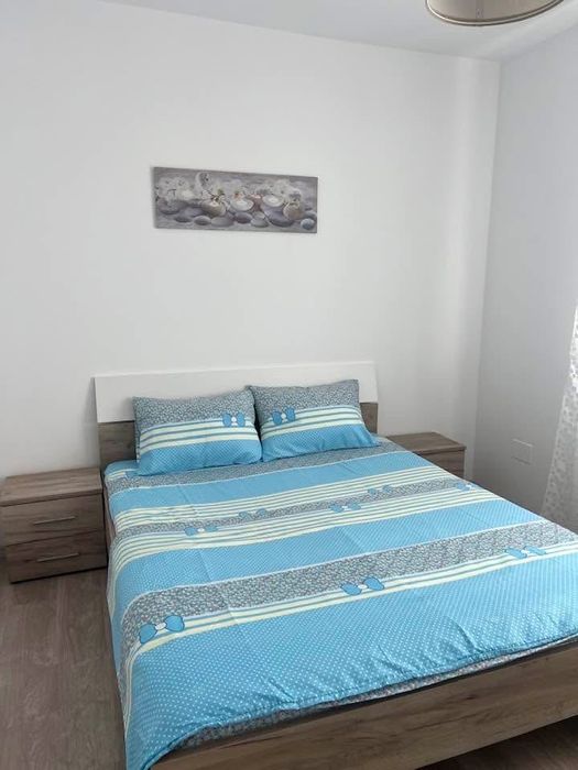 Inchiriez ap decomandat 2 camere