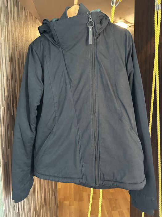 Дамско зимно яке