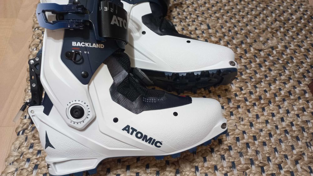 Clapari schi / tura Atomic 26 - 26,5
