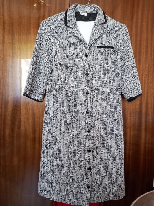 Красива дамска рокля