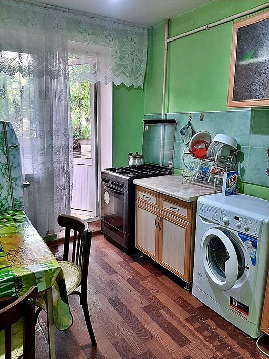Массив: Ялангач. Кафе Бухара.