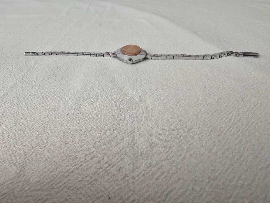 Дамски Мехничен Часовник Луч За Части Поправка