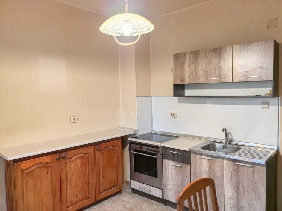 под наем -двустаен  р-н ВиК