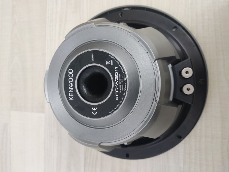 Kenwood kfc w2511 басс