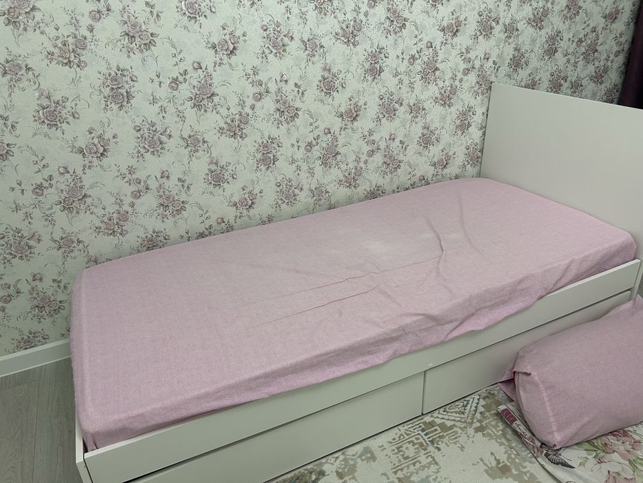 Кровать односпальная