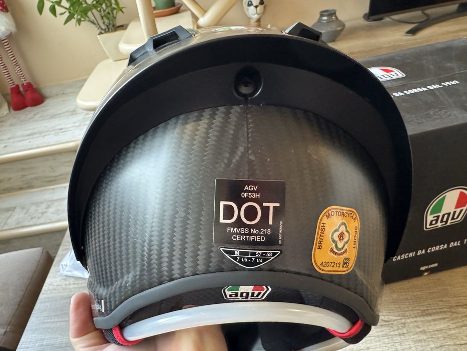 Каска AGV Pista GP RR Mono Matt carbon M нова