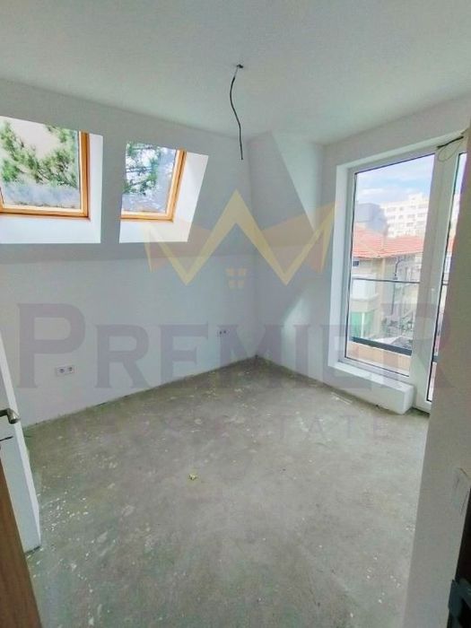 Продава се Мезонет в Варна, Левски - 117 кв.м за 1928 €/кв.м - Снимка #4