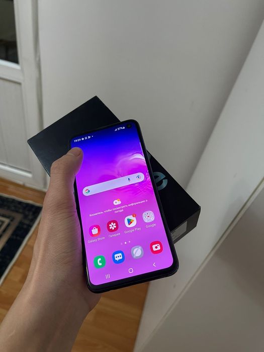 Samsung s10e 128гб
