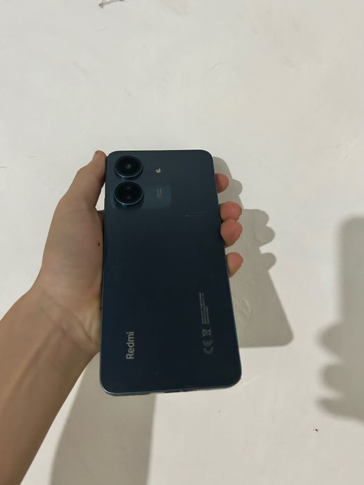 Продаю смартфон Redmi 13c