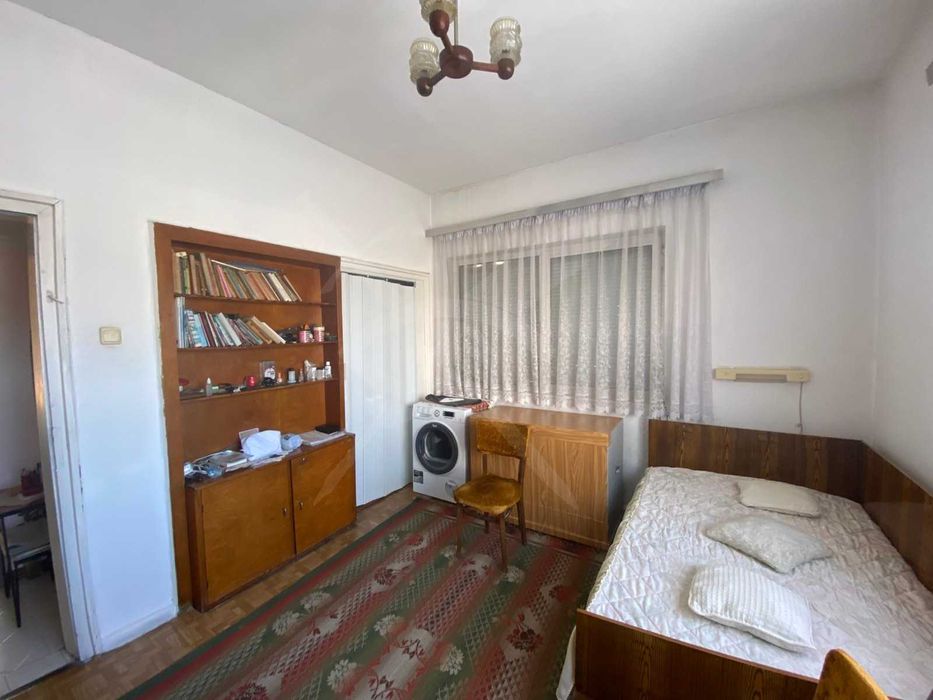 Продава се Тристаен апартамент в Пловдив, Център - 88 кв.м за 1136 €/кв.м - Снимка #4