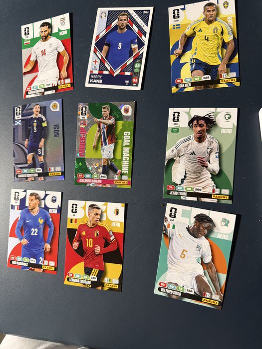 9 cartonase fe fotbal