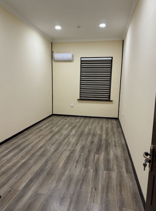 Аренда офис 7 комнаты 24/7 Доступ Чорсу Гулабод Жар Вдоль дороги