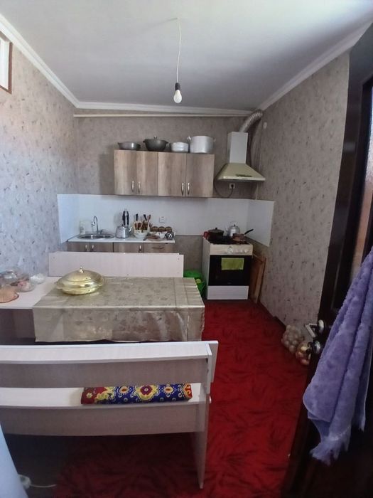 Кирпич завод рес гайдын алдындагы 2 сотикли угловой намунавий уй сатыл