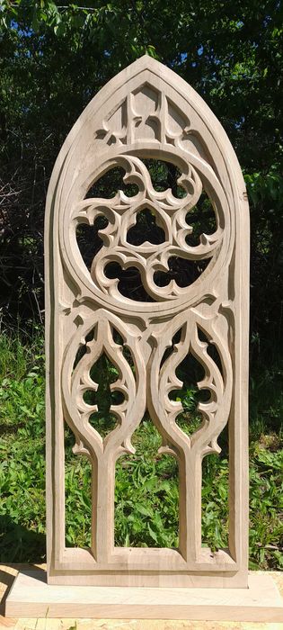 Sculptură lemn pe comandă