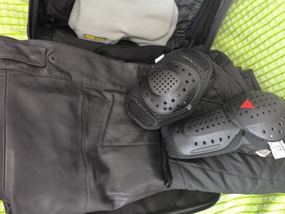 Продам мотокуртку