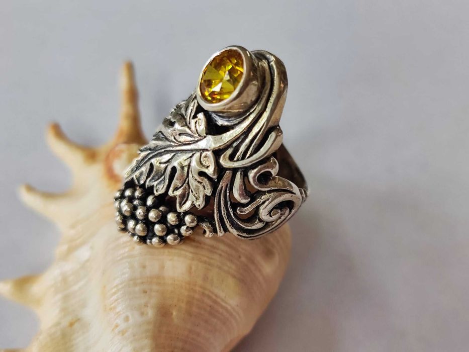 Сребърен пръстен с цитрин 925